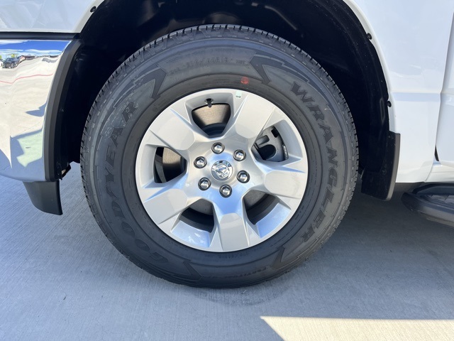 2025 Ram 1500 Tradesman photo 7