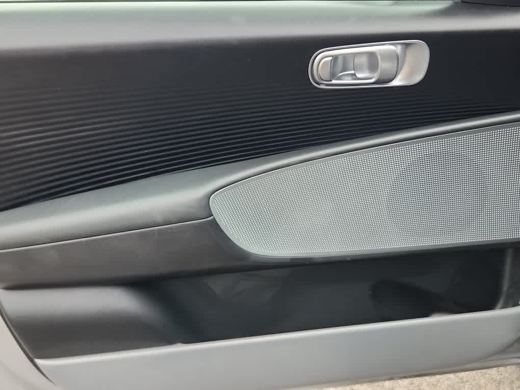 2023 Hyundai Ioniq 6 SEL photo 8