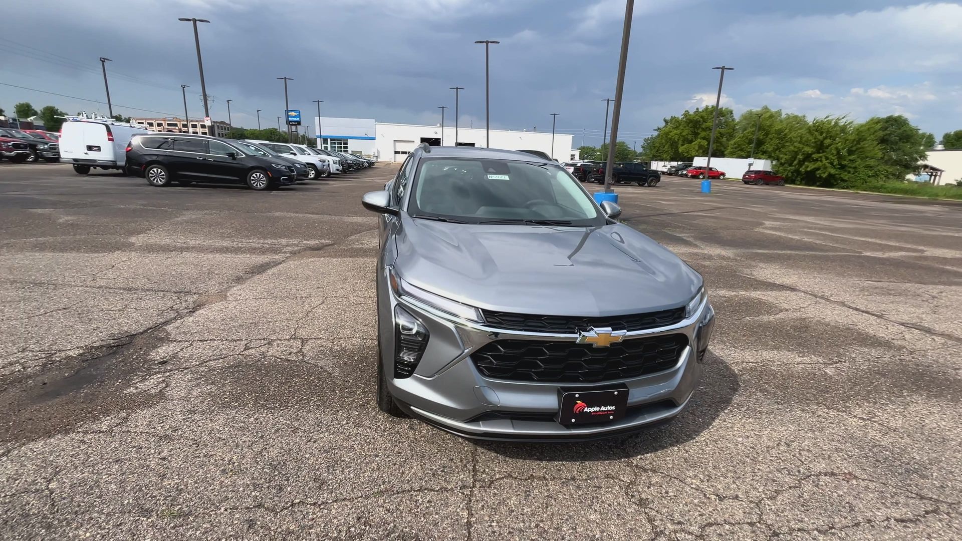 2025 Chevrolet Trax LT photo 24