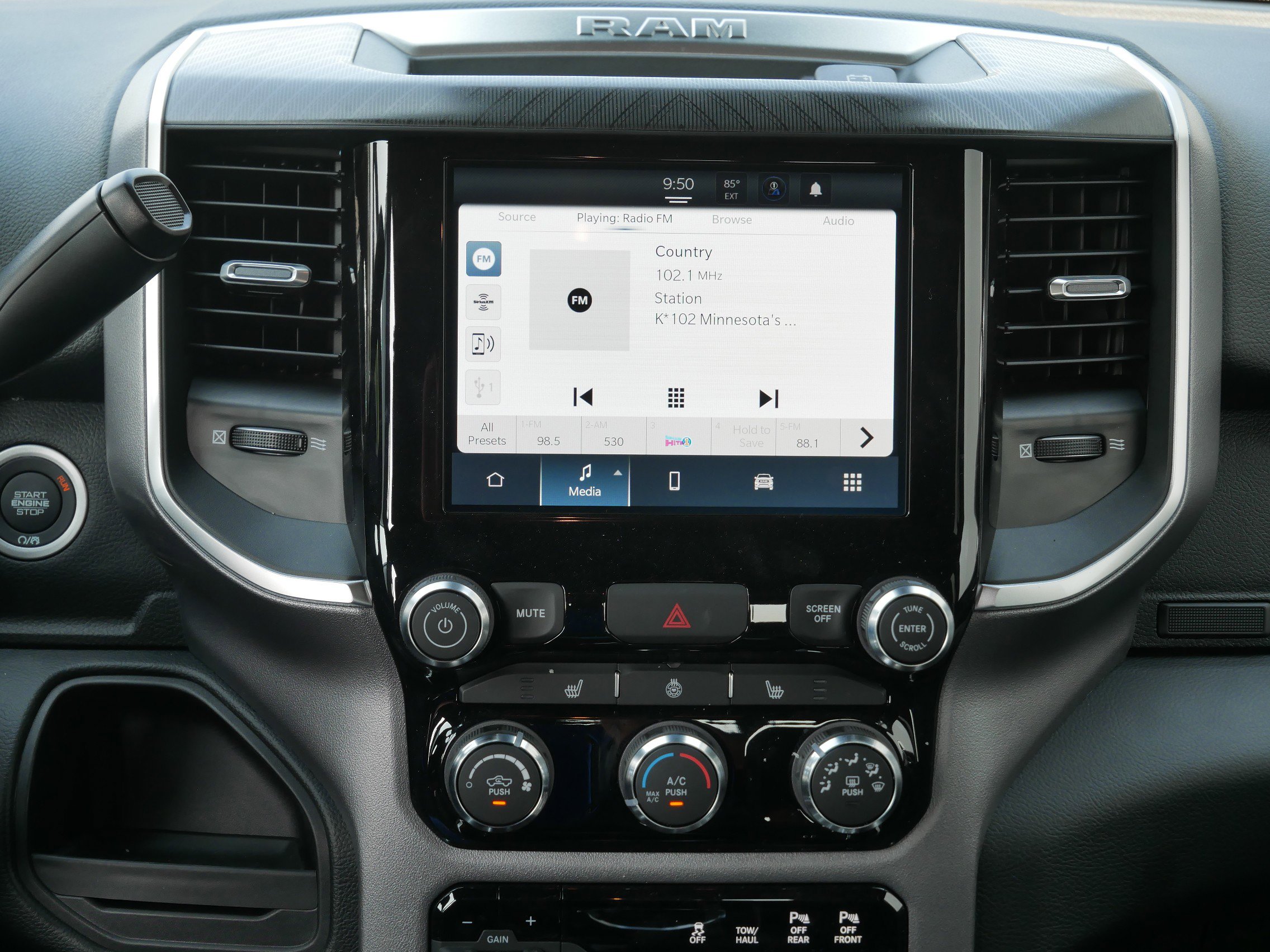 2025 Ram 3500 Big Horn photo 11