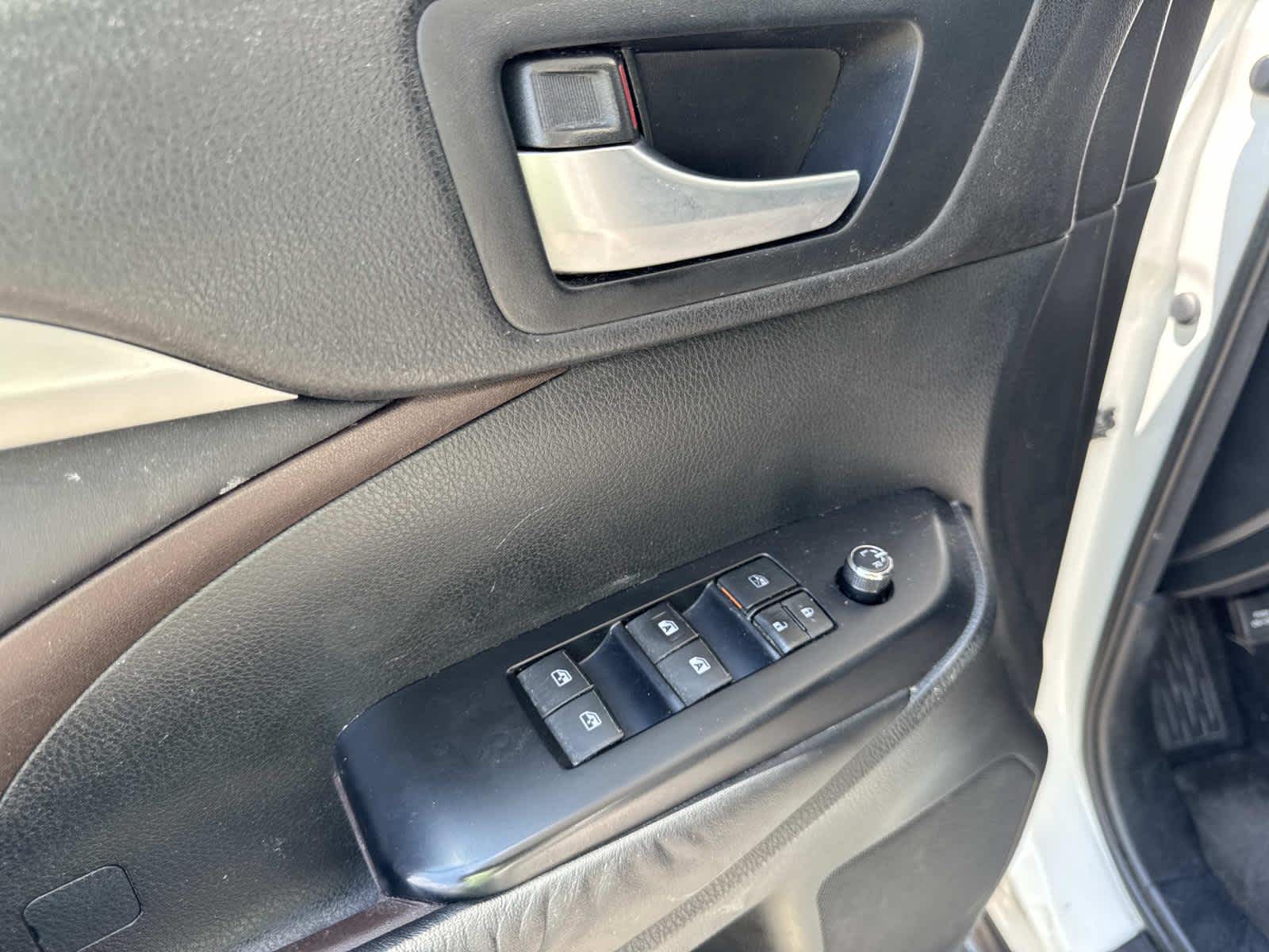 2015 Toyota Highlander XLE photo 50