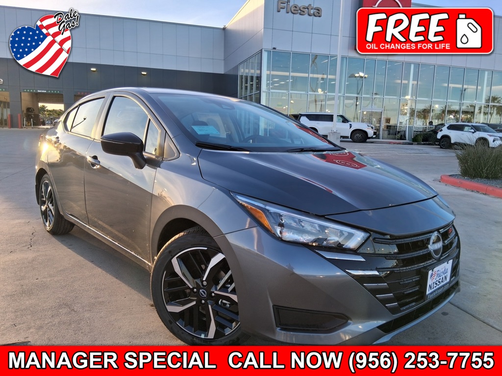 2025 Nissan Versa Sedan SR