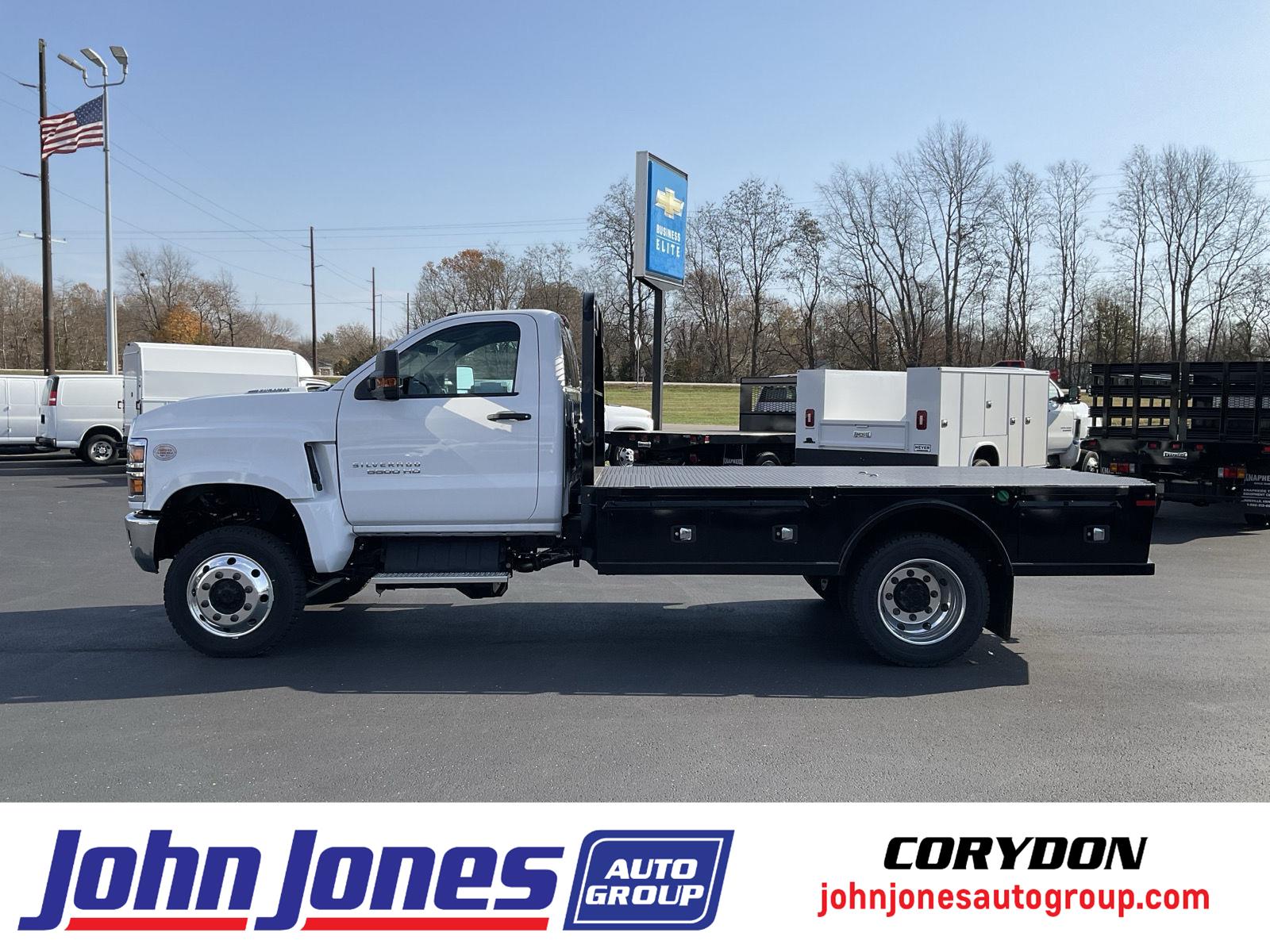 2024 Chevrolet Silverado 4500 Medium Duty Chassis Cab Work Truck's photo
