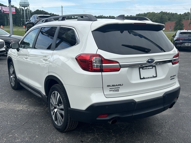 2022 Subaru Ascent Limited photo 3