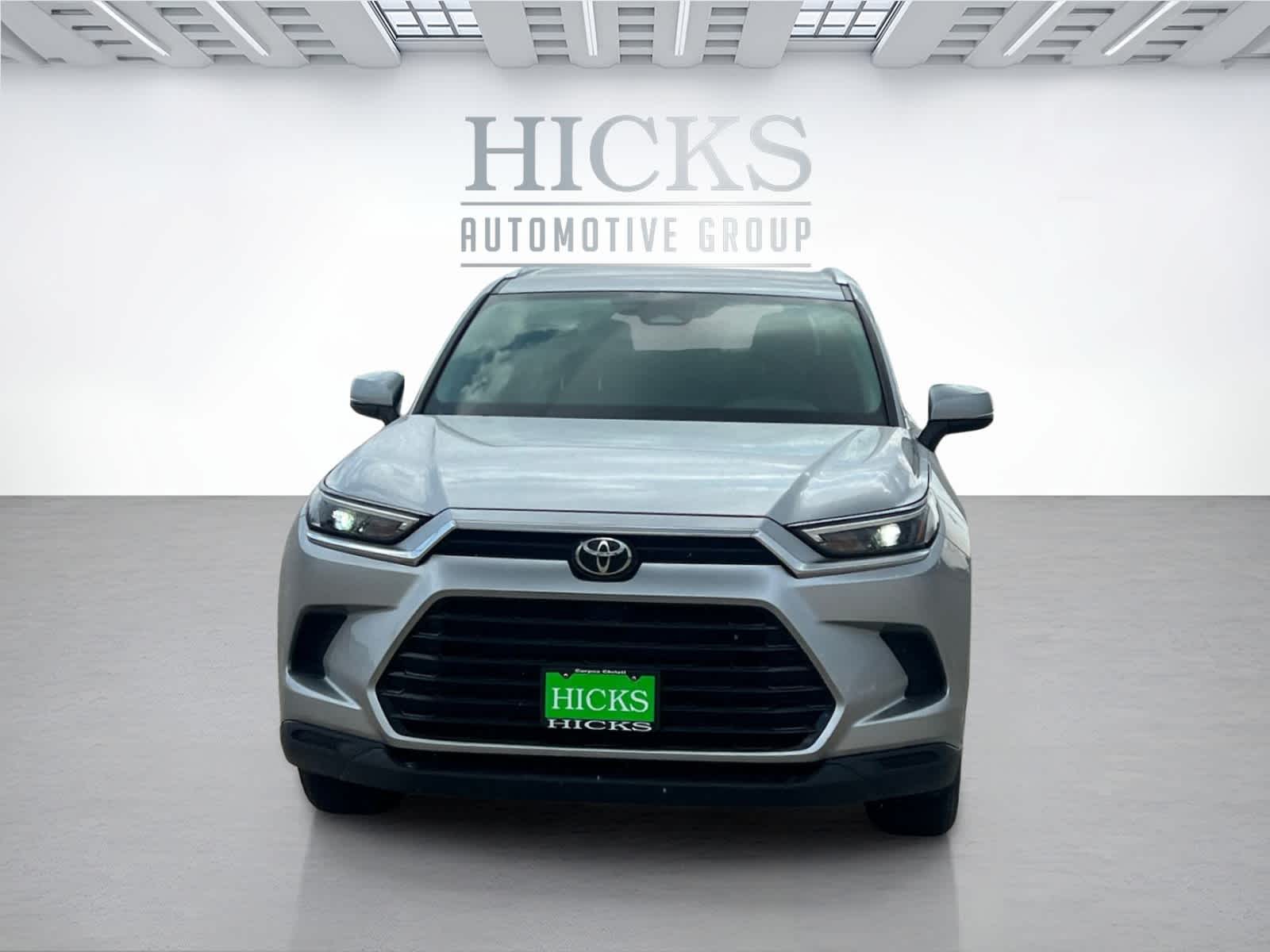 2024 Toyota Grand Highlander XLE photo 2