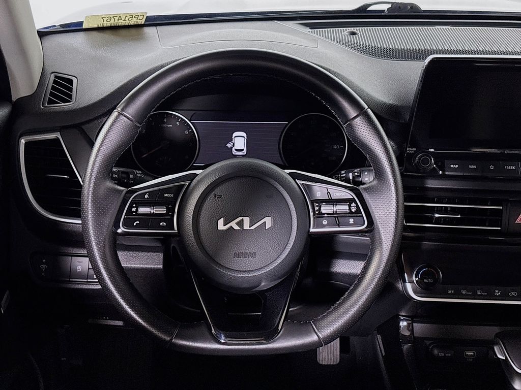 2023 Kia Seltos SX photo 12