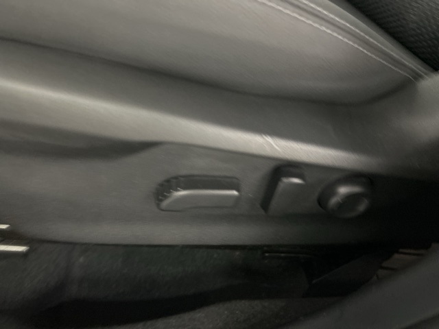 2021 Subaru Forester Premium photo 8