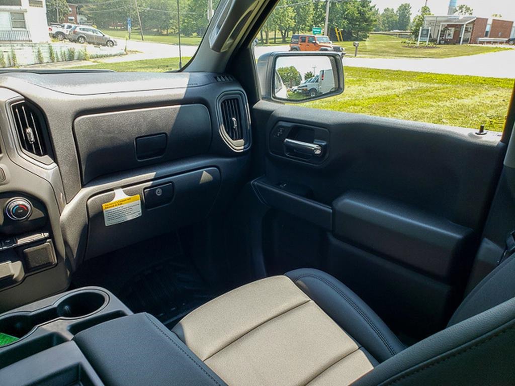 2025 Chevrolet Silverado 1500 photo 23