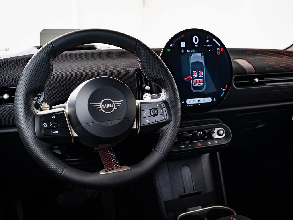 2026 Mini Cooper 4 Door Hardtop Iconic photo 3