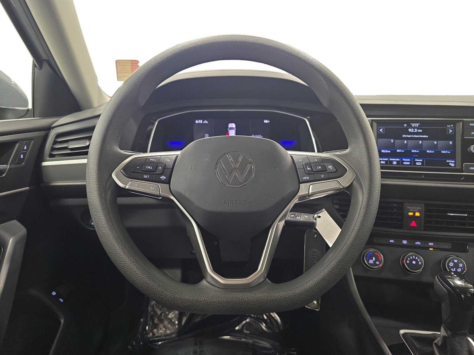 2022 Volkswagen Jetta S photo 3
