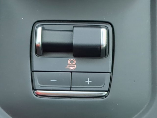 2025 Gmc Sierra AT4X photo 8