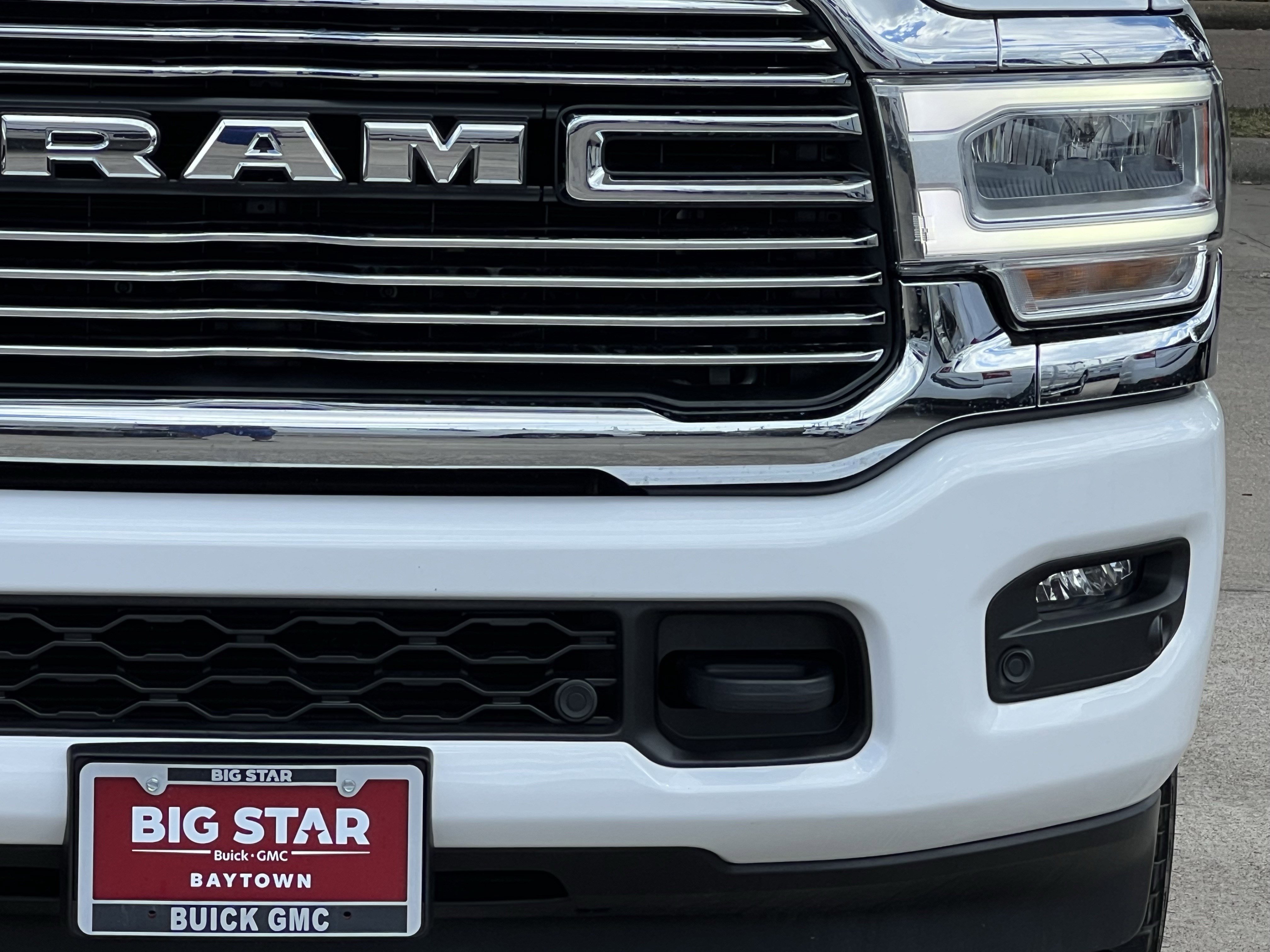 2024 Ram 2500 Laramie photo 6