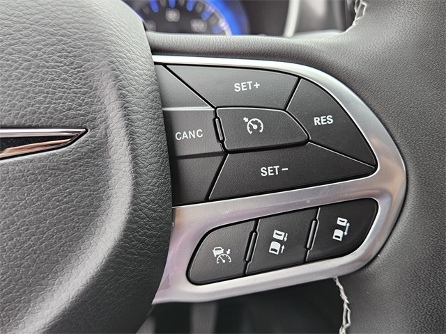 2026 Chrysler Pacifica photo 20