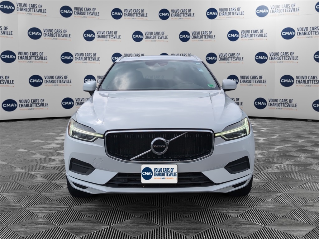 2018 Volvo XC60 T5 Momentum photo 8
