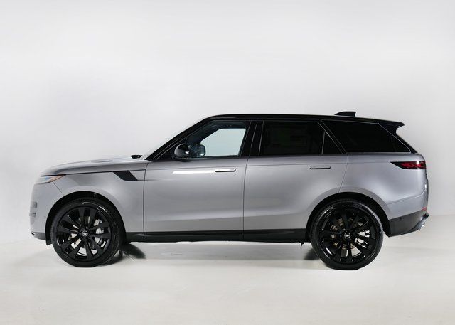 2025 Land Rover Range Rover Sport SE photo 5
