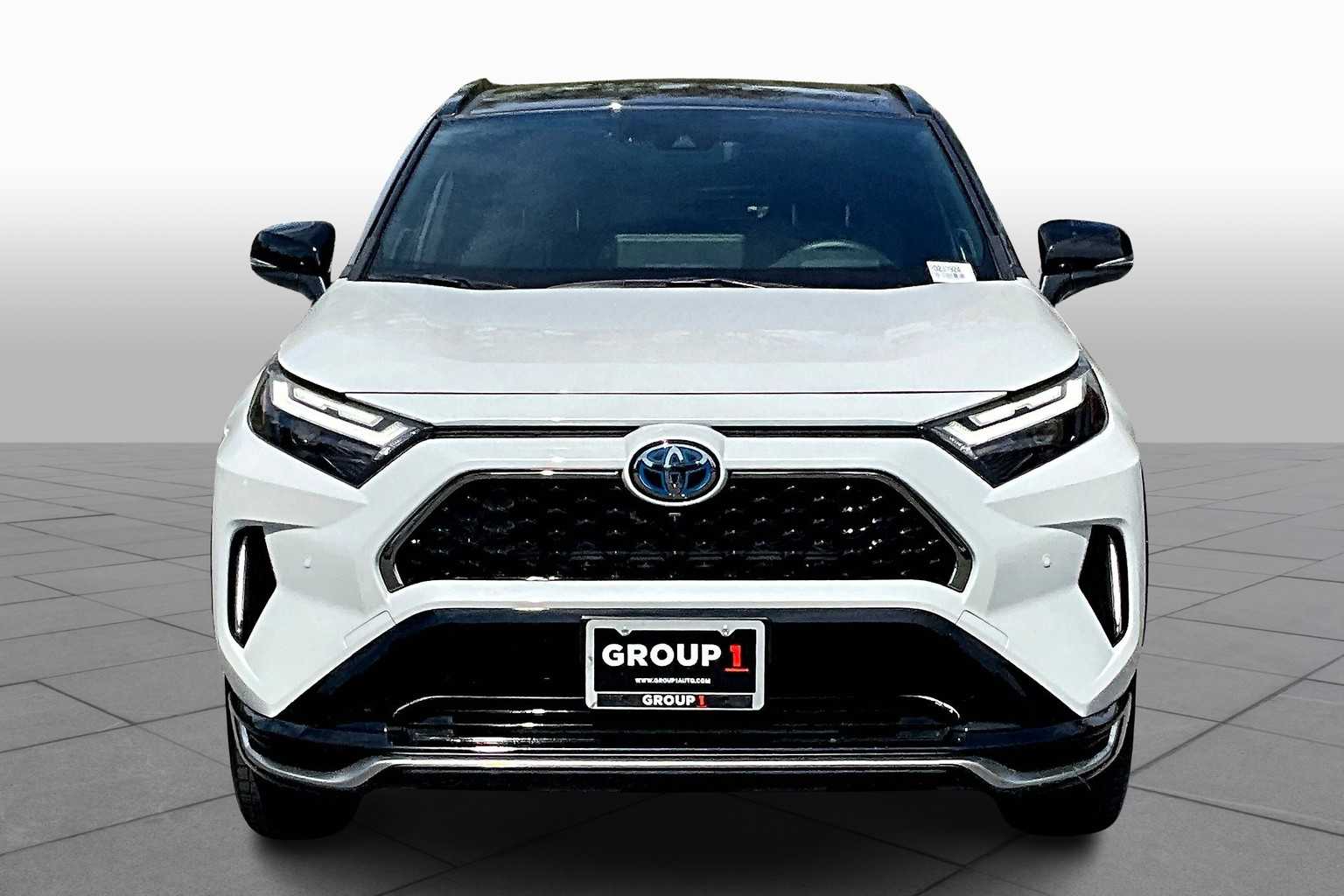 2024 Toyota RAV4 Prime XSE Premium photo 3
