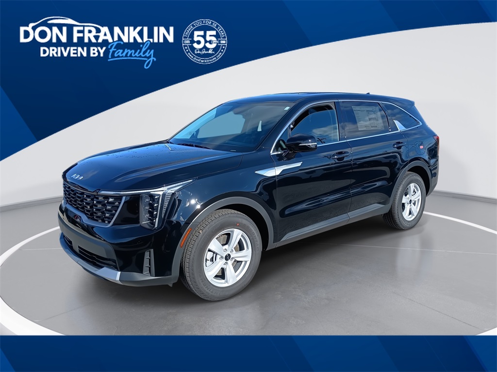 2026 Kia Sorento LX's photo