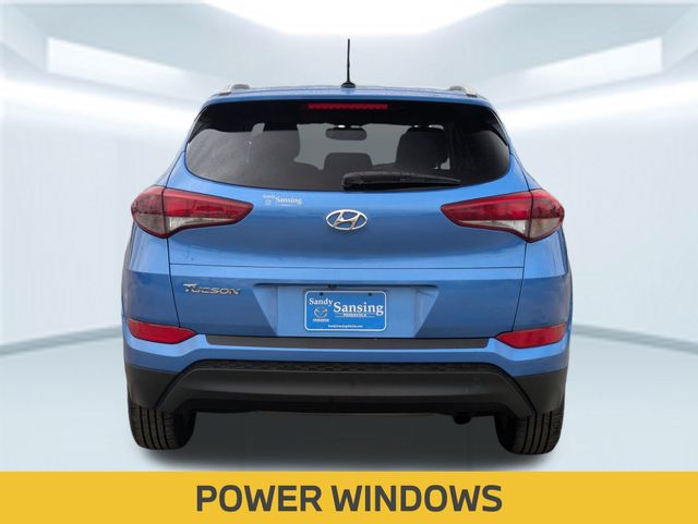 2016 Hyundai Tucson SE photo 3