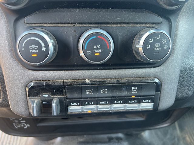 2022 Ram 3500 Tradesman photo 9