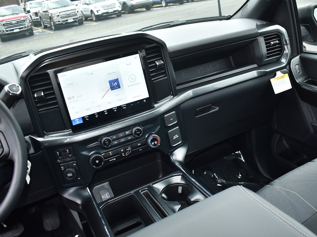 2025 Ford F-150 STX photo 14