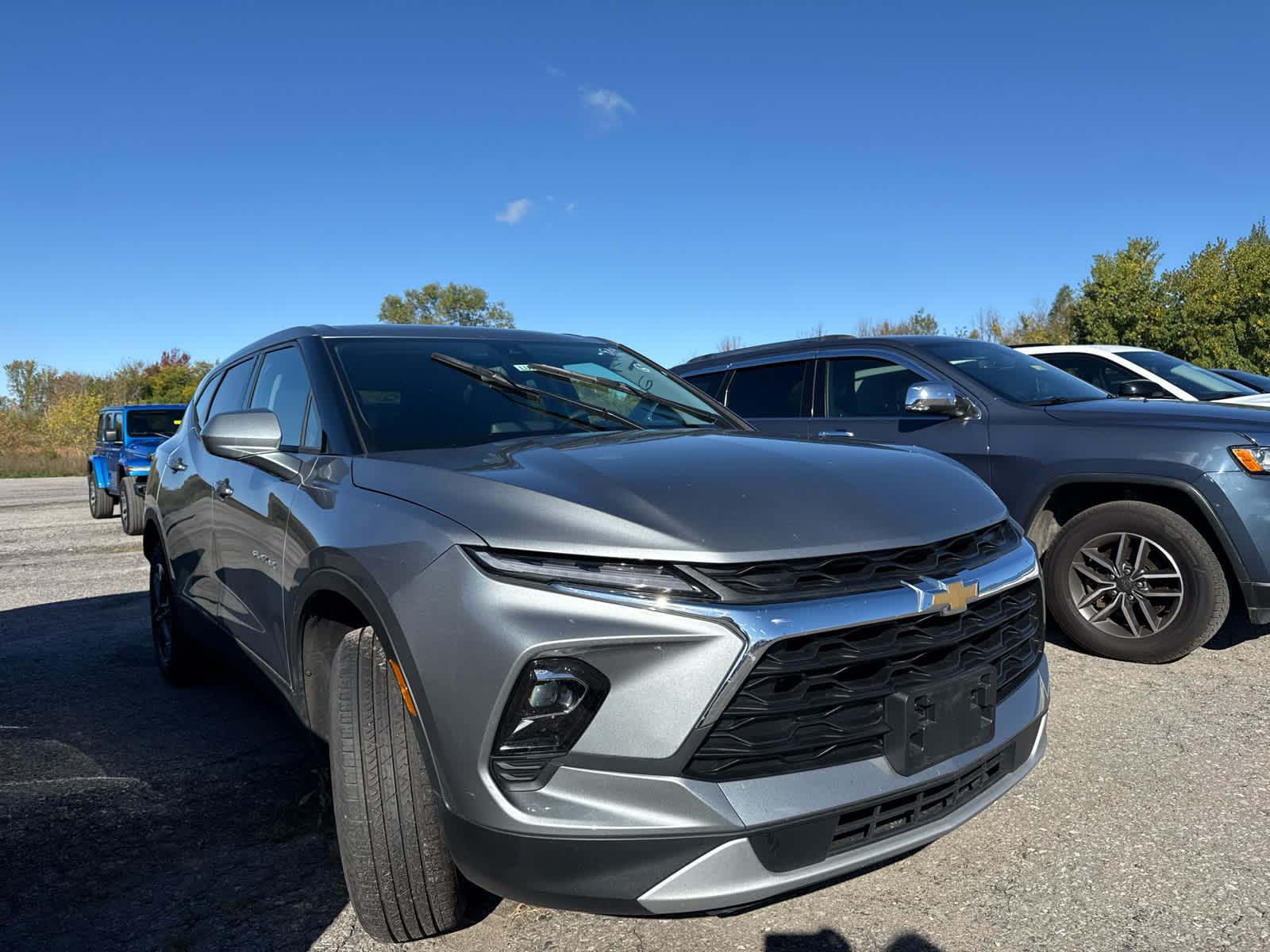 2025 Chevrolet Blazer 2LT photo 3