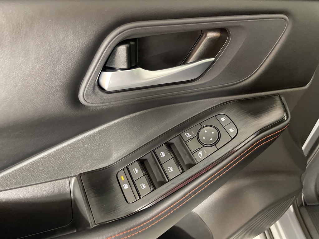 2026 Nissan Rogue SV photo 14