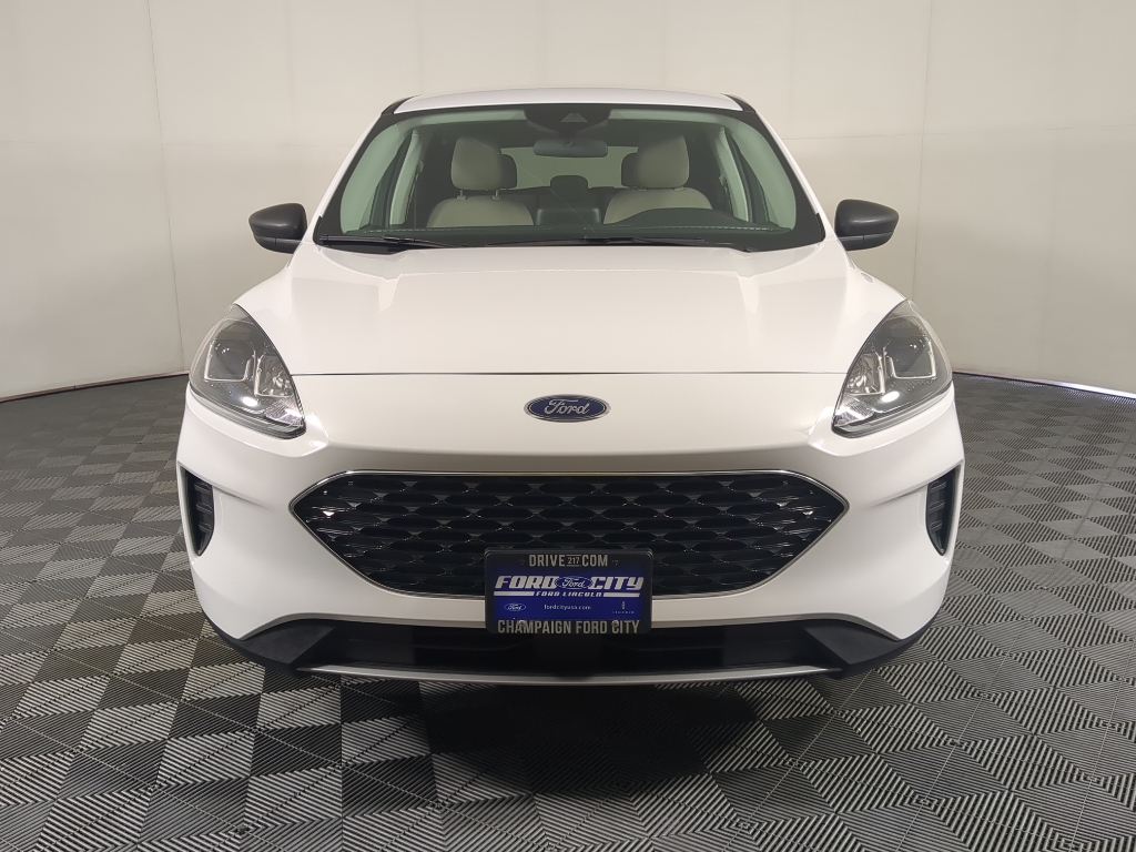 2022 Ford Escape SE photo 3