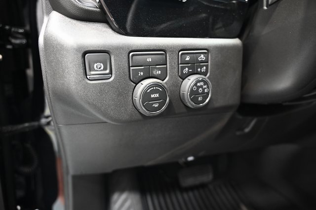 2025 Chevrolet Silverado 2500HD LT photo 18