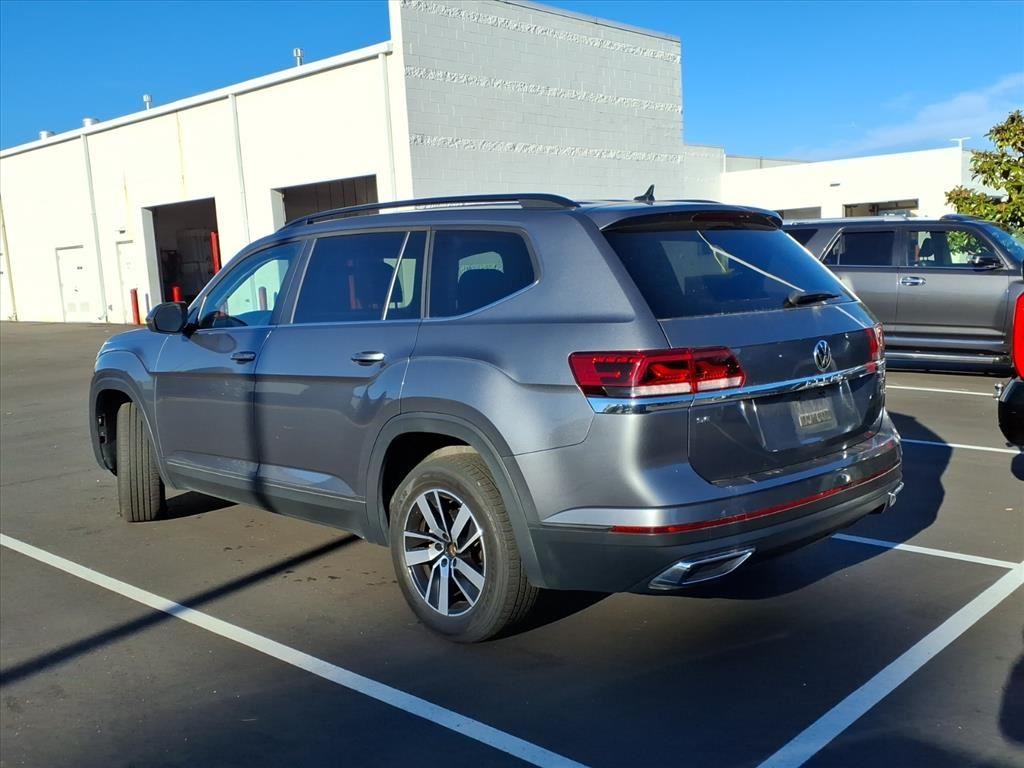 2023 Volkswagen Atlas SE photo 3