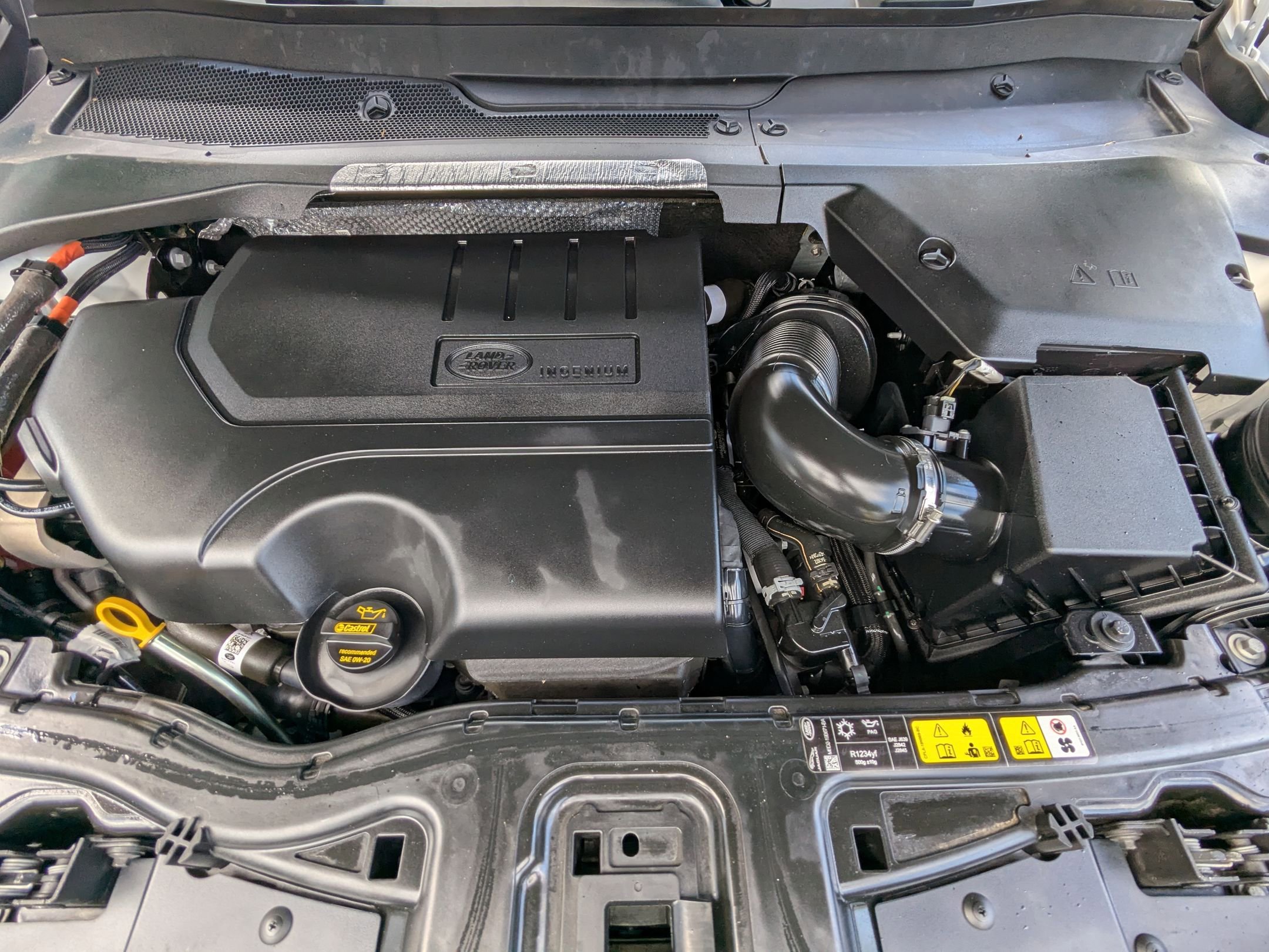 2023 Land Rover Discovery Sport SE photo 21