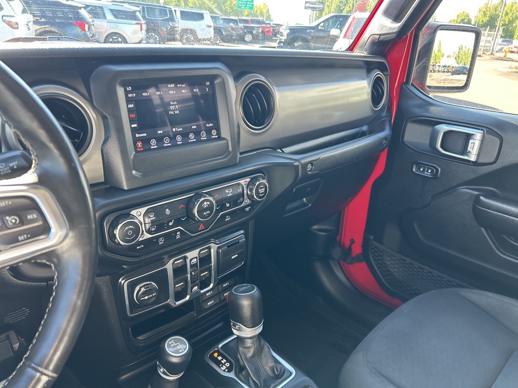 2020 Jeep Gladiator Sport photo 14