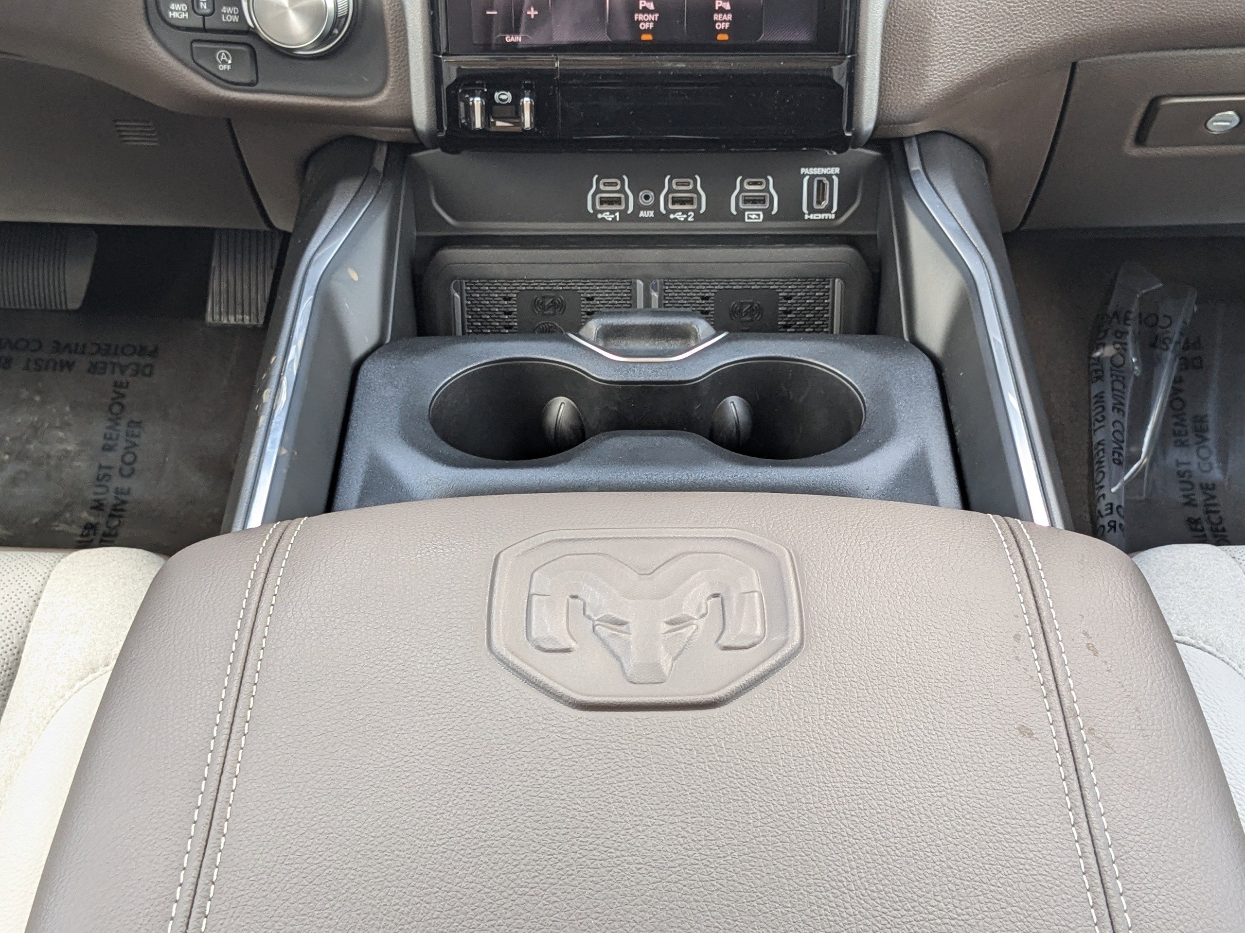 2025 Ram 1500 Laramie photo 16