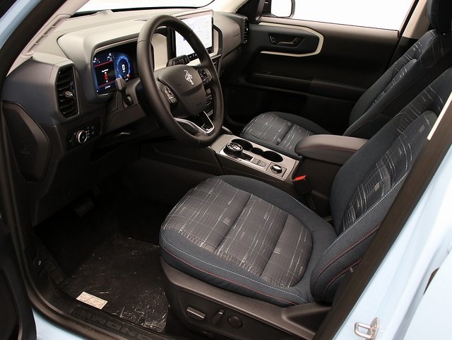 2025 Ford Bronco Sport Heritage photo 9