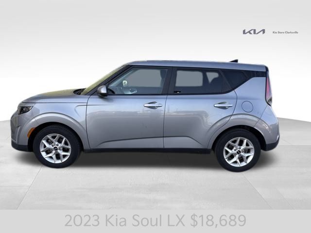 2023 Kia Soul LX photo 4