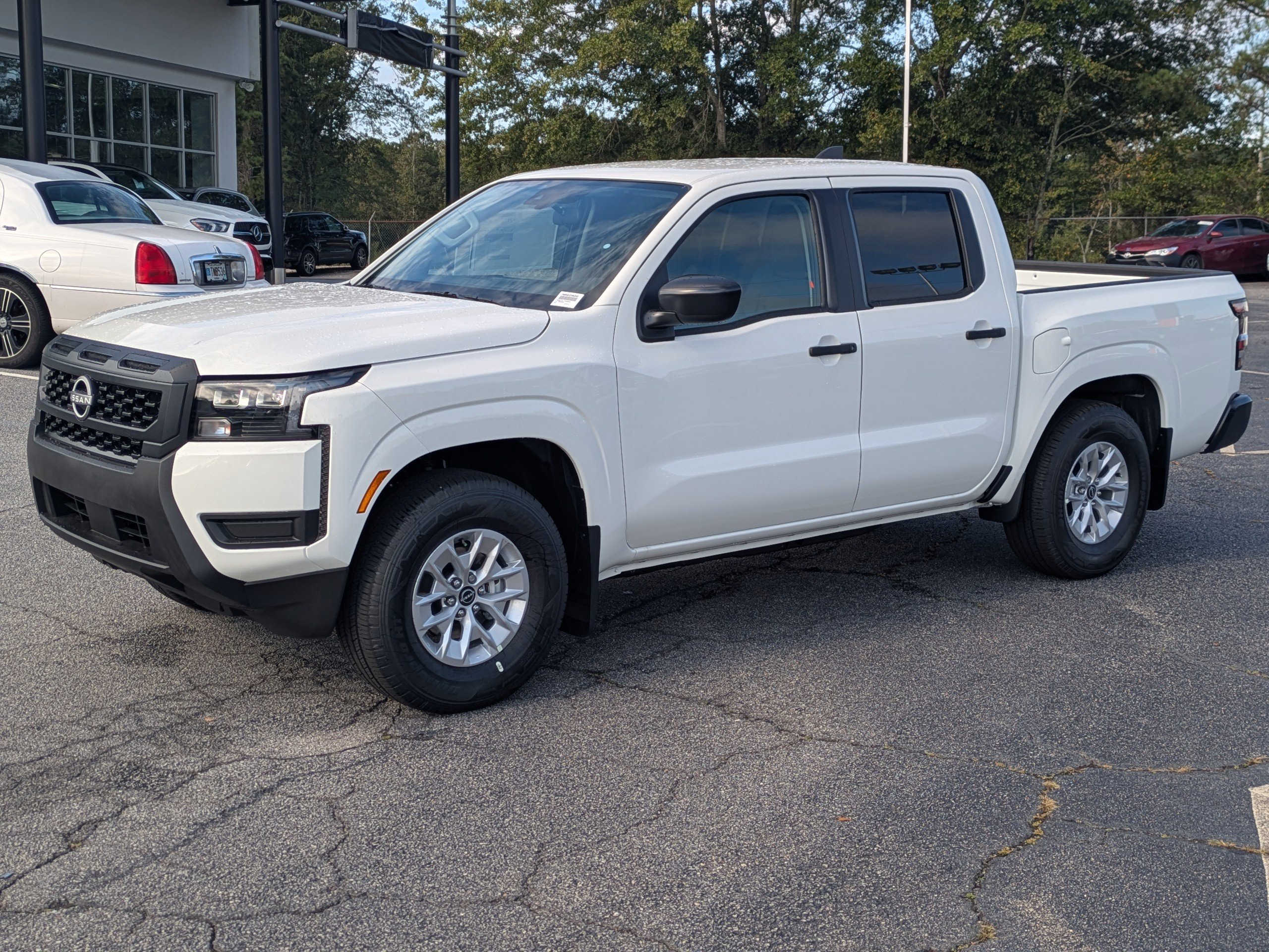 2026 Nissan Frontier S photo 4
