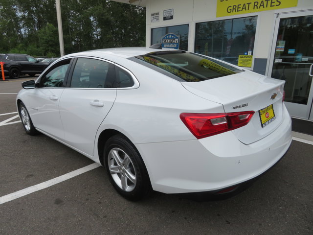 2024 Chevrolet Malibu LS photo 3