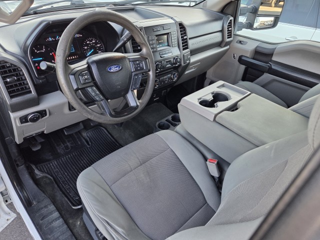 2017 Ford F-350 Platinum photo 11