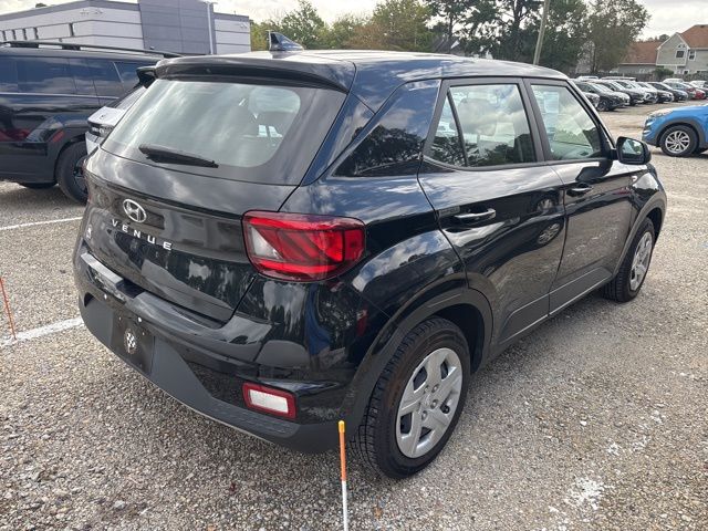 2020 Hyundai Venue SE photo 9