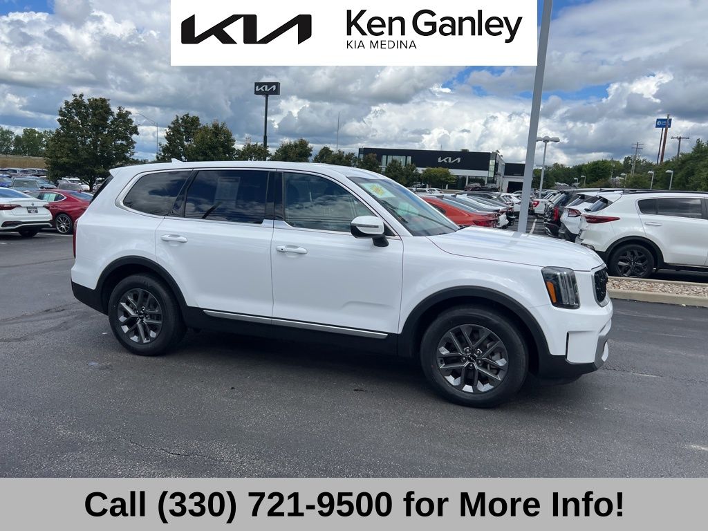 2023 Kia Telluride LX photo 6
