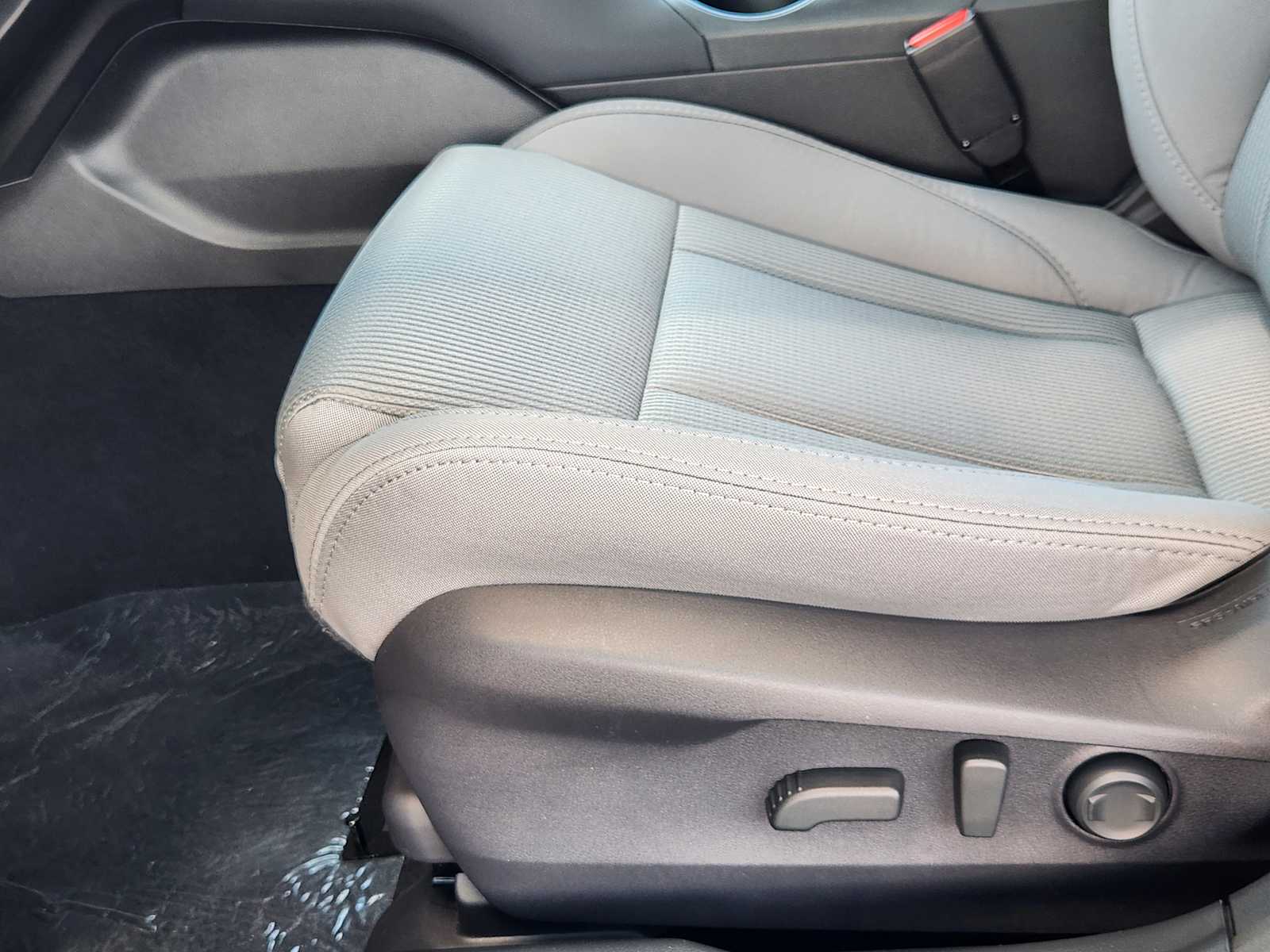 2025 Subaru Legacy Premium photo 16