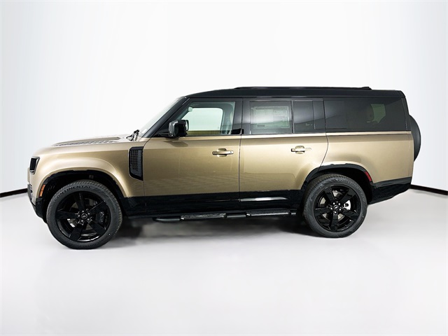 2025 Land Rover Defender 130 X-Dynamic SE photo 8