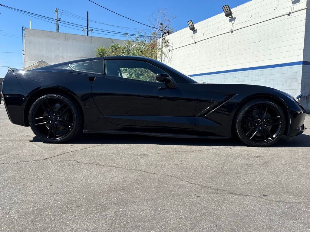 2016 Chevrolet Corvette Stingray Z51 1LT photo 4