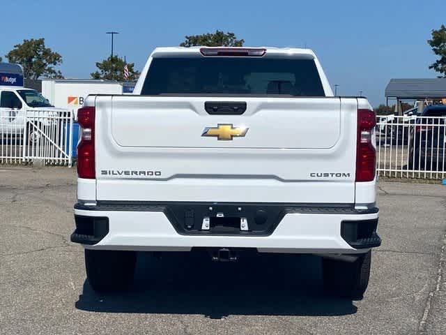 2026 Chevrolet Silverado 1500 Custom photo 3