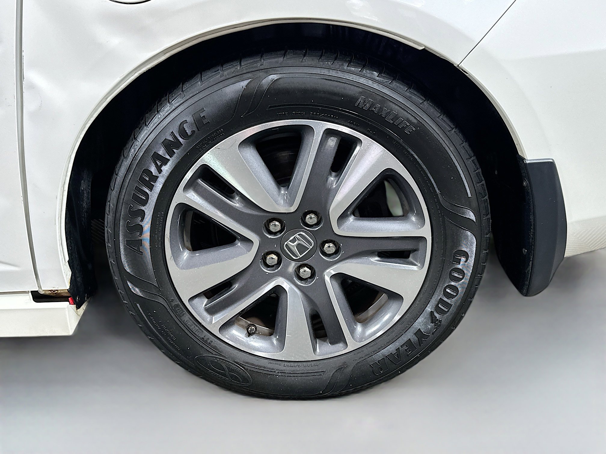 2014 Honda Odyssey Touring photo 30