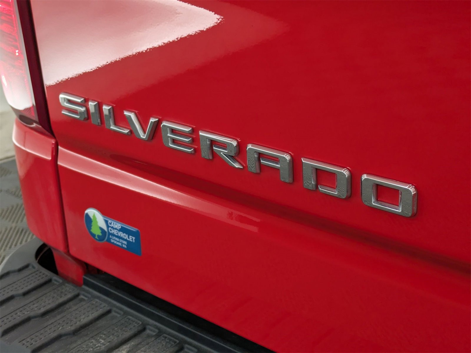 2024 Chevrolet Silverado 1500 LT photo 13