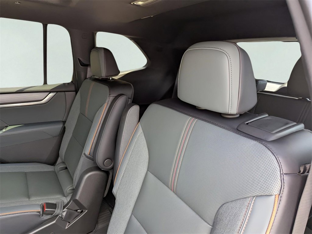 2026 Gmc Acadia AT4 photo 14