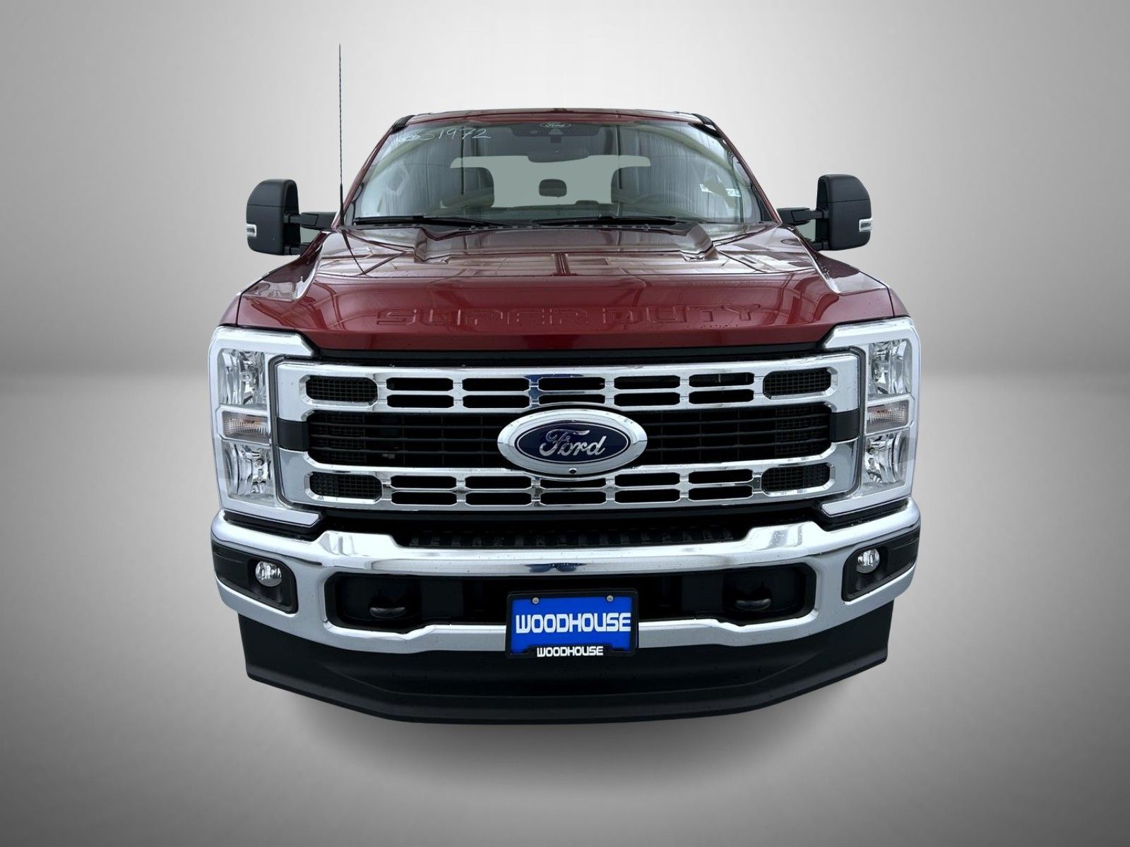 2025 Ford F-250 XLT photo 2