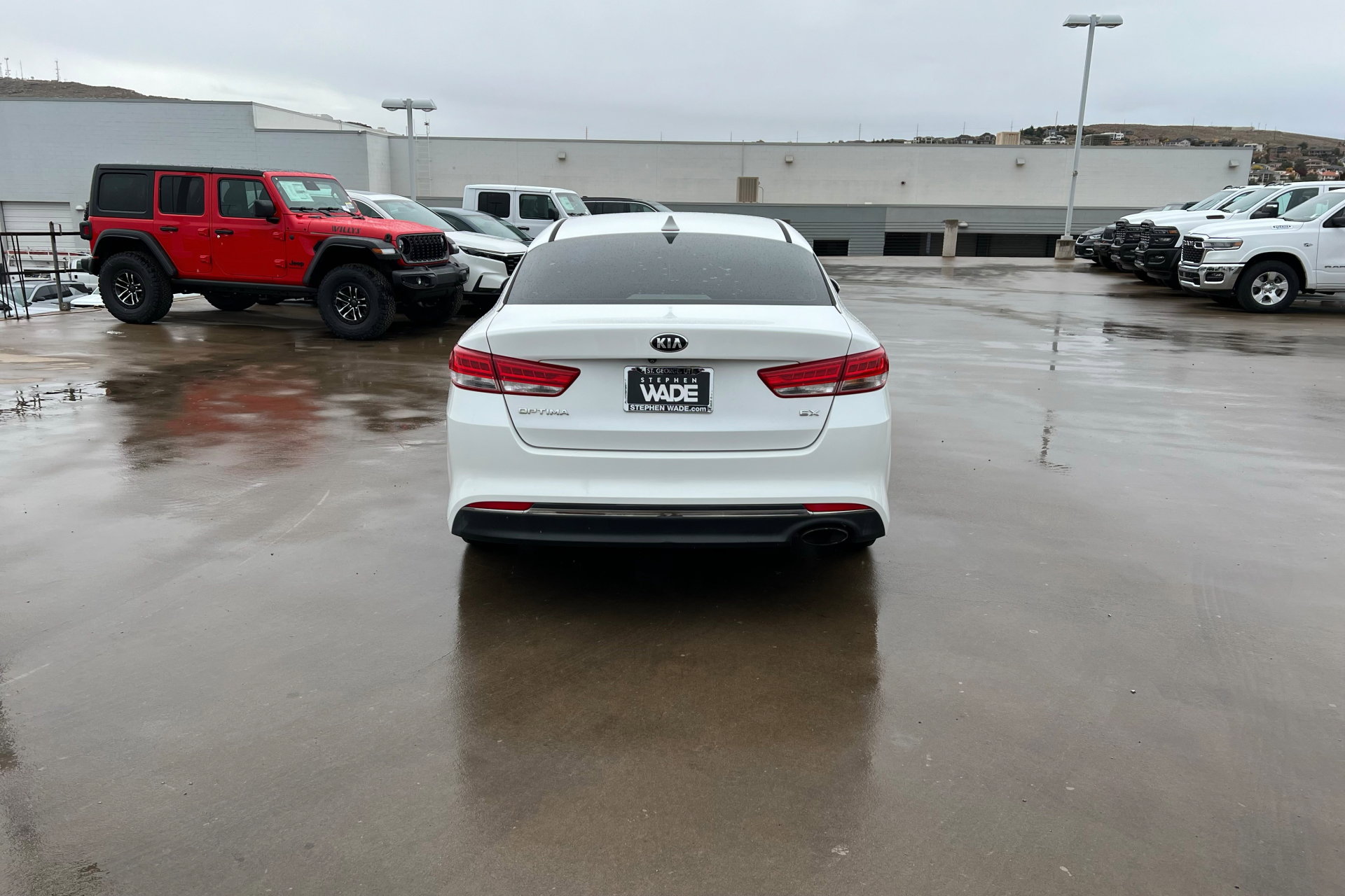 2016 Kia Optima EX photo 3
