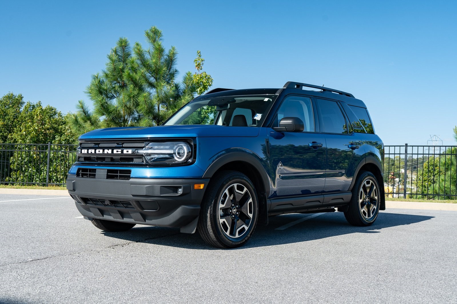 2024 Ford Bronco Sport Outer Banks photo 2