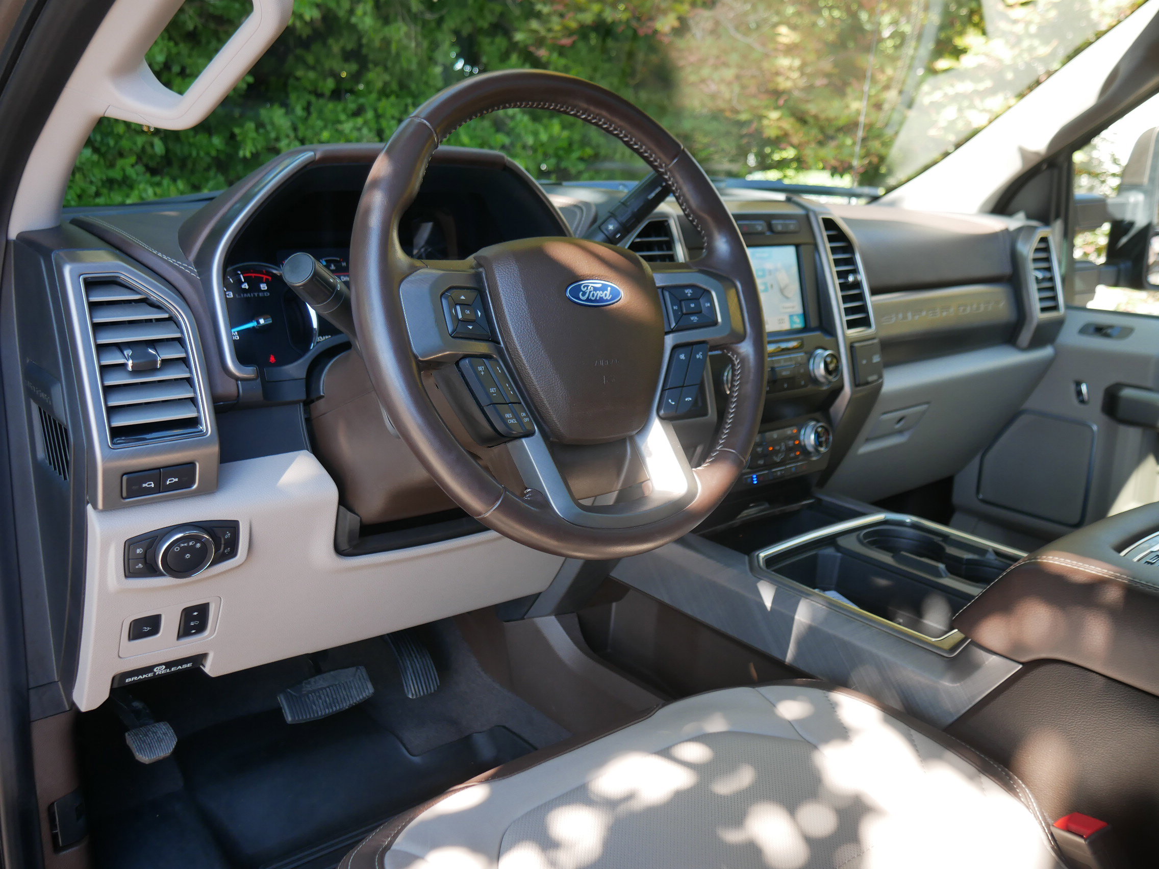 2019 Ford F-350 Limited photo 2